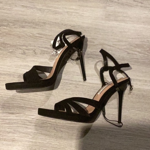 Black Strappy Heels - Picture 2 of 4